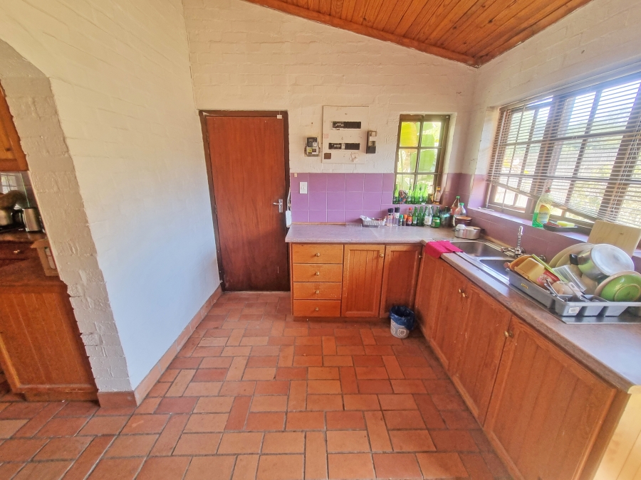 To Let 5 Bedroom Property for Rent in Brentwood Park Western Cape